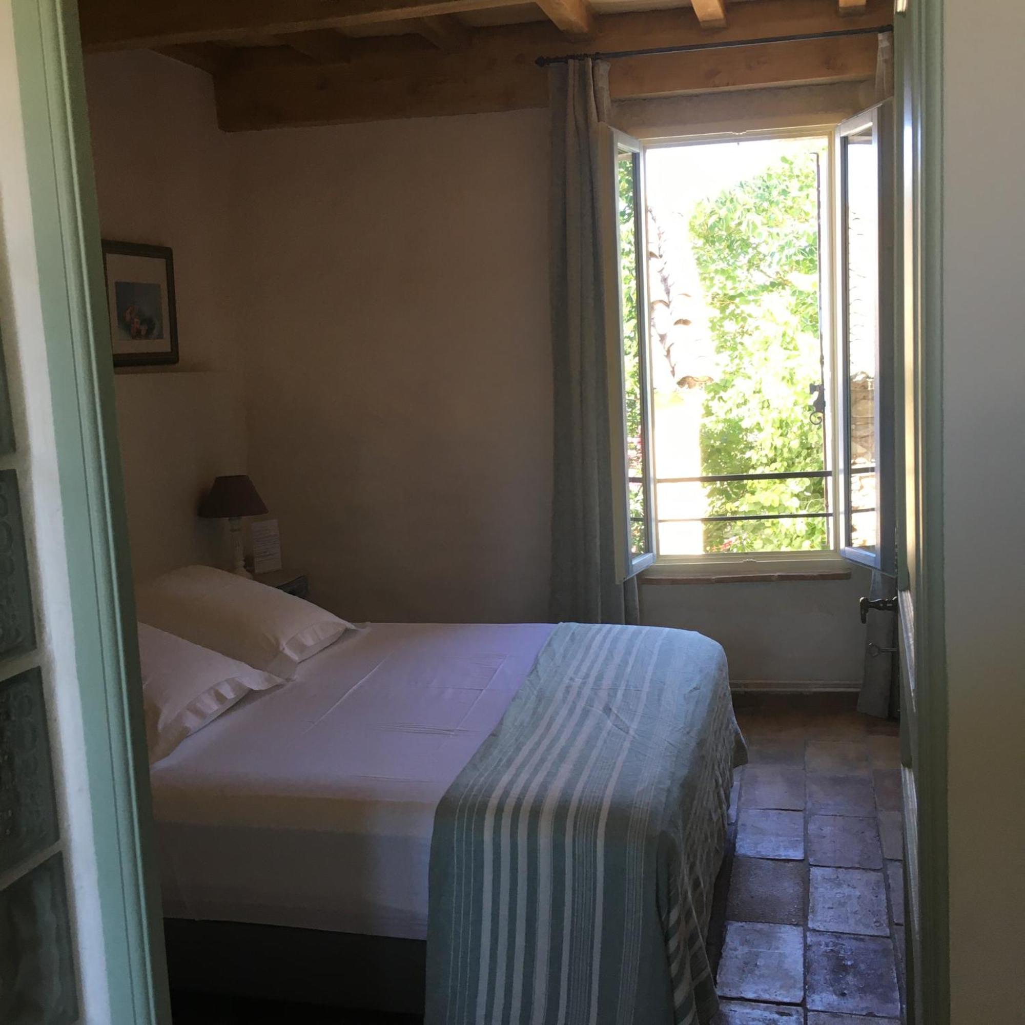 Bed and Breakfast L'Escampe Saturargues Zimmer foto